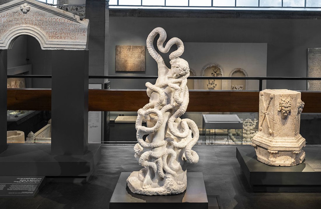 Zohar Gotesman, Sounds of the Syrinx, 2022, Carrara Statuario marble, 135x60x40 cm. Photo © Israel Museum, Jerusalem, by Elie Posner